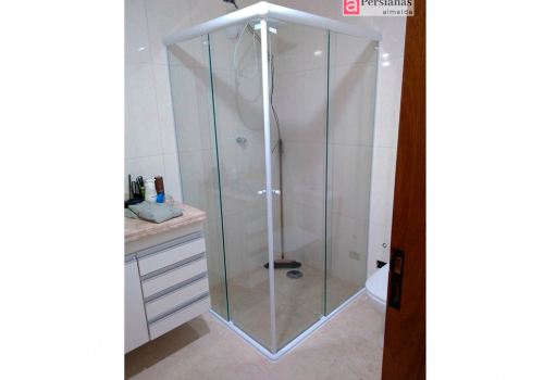 Box Banheiro / Vidro Laminado / Porta Corrida 4 Folhas