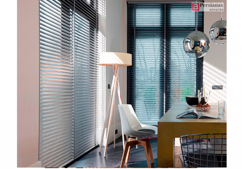 Persiana Horizontal / Lamina 25mm / Cor Cinza