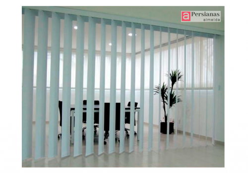Persiana Vertical PVC / Cor Branco