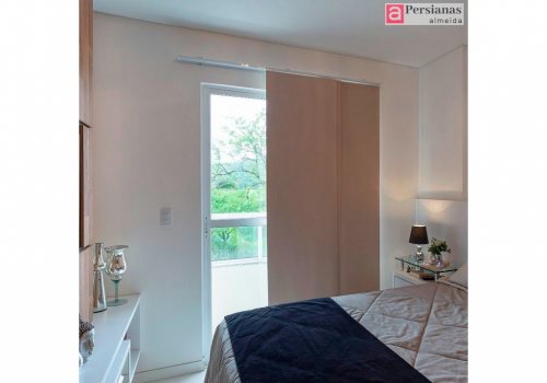 Persiana Painel / Tecido Finestre Blackout / Cor Branco