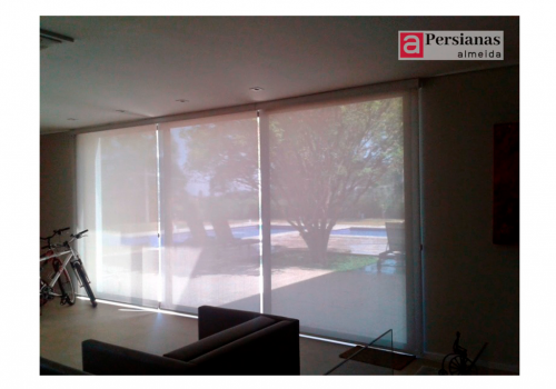 Persiana Rolô / Tecido Screen Tela Solar 5% / Cor Branco